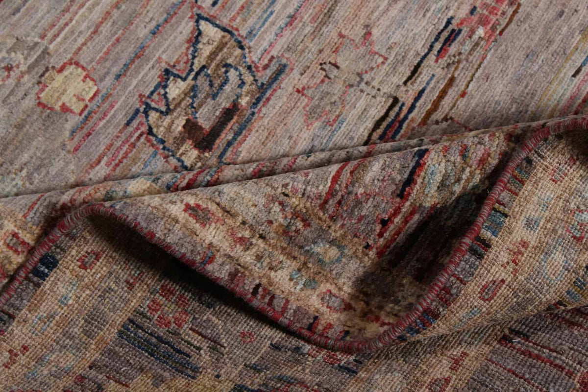Dunkler Orientteppich mit kleinen roten Rosetten, 298 × 249 cm, weitere Ansicht 9