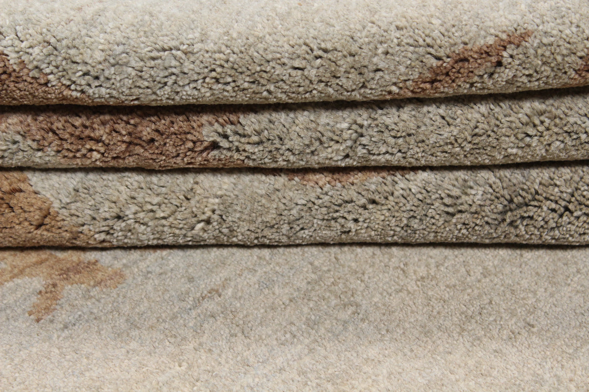 Beiger Gabbeh-Teppich mit Zweigmuster, 306 × 249 cm – Produktansicht 9