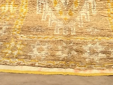 Vintage Berberteppich Creme mit gelben Ornamenten – 290 × 165 cm – Originaldetail 2