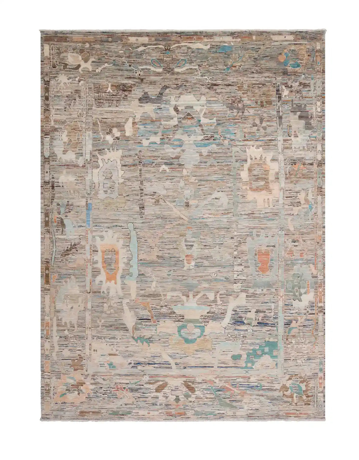 Bunter Orientteppich mit abstrakten Blüten auf Hellblau, 316 × 240 cm – Gesamtansicht