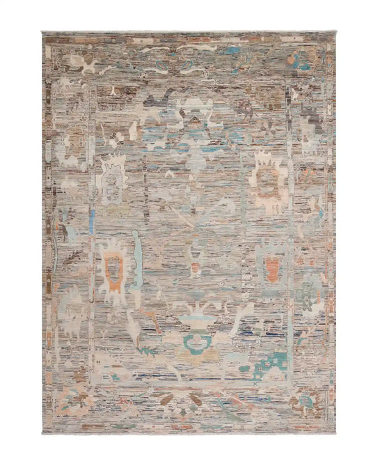 Bunter Orientteppich mit abstrakten Blüten auf Hellblau, 316 × 240 cm – Gesamtansicht