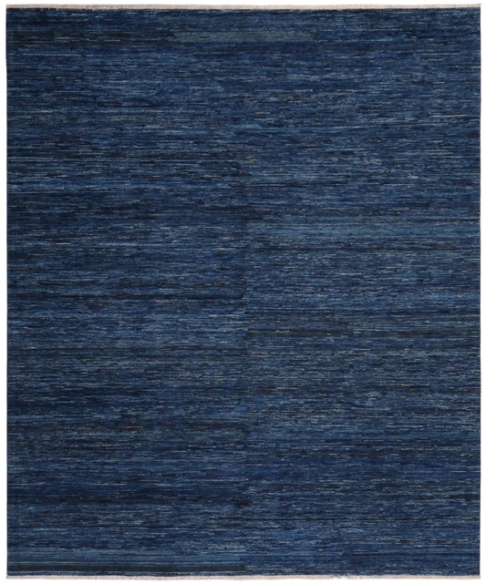 Dunkelblauer Wollteppich mit feinen Linien, 292 × 243 cm – Gesamtansicht