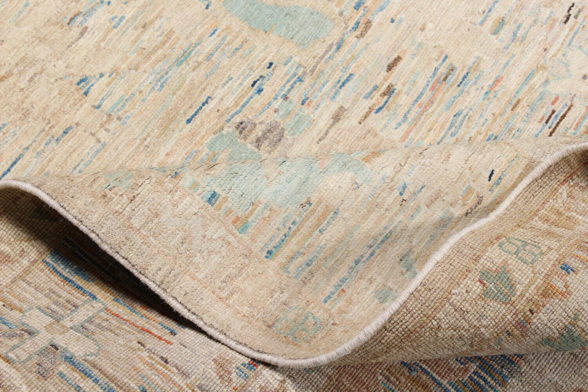 Heller Wollteppich mit pastellblauen Blattornamenten, 301 × 246 cm – weitere Ansicht 7