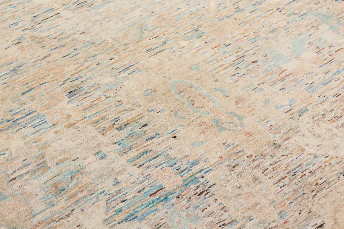 Heller Wollteppich mit pastellblauen Blattornamenten, 301 × 246 cm – weitere Ansicht 8