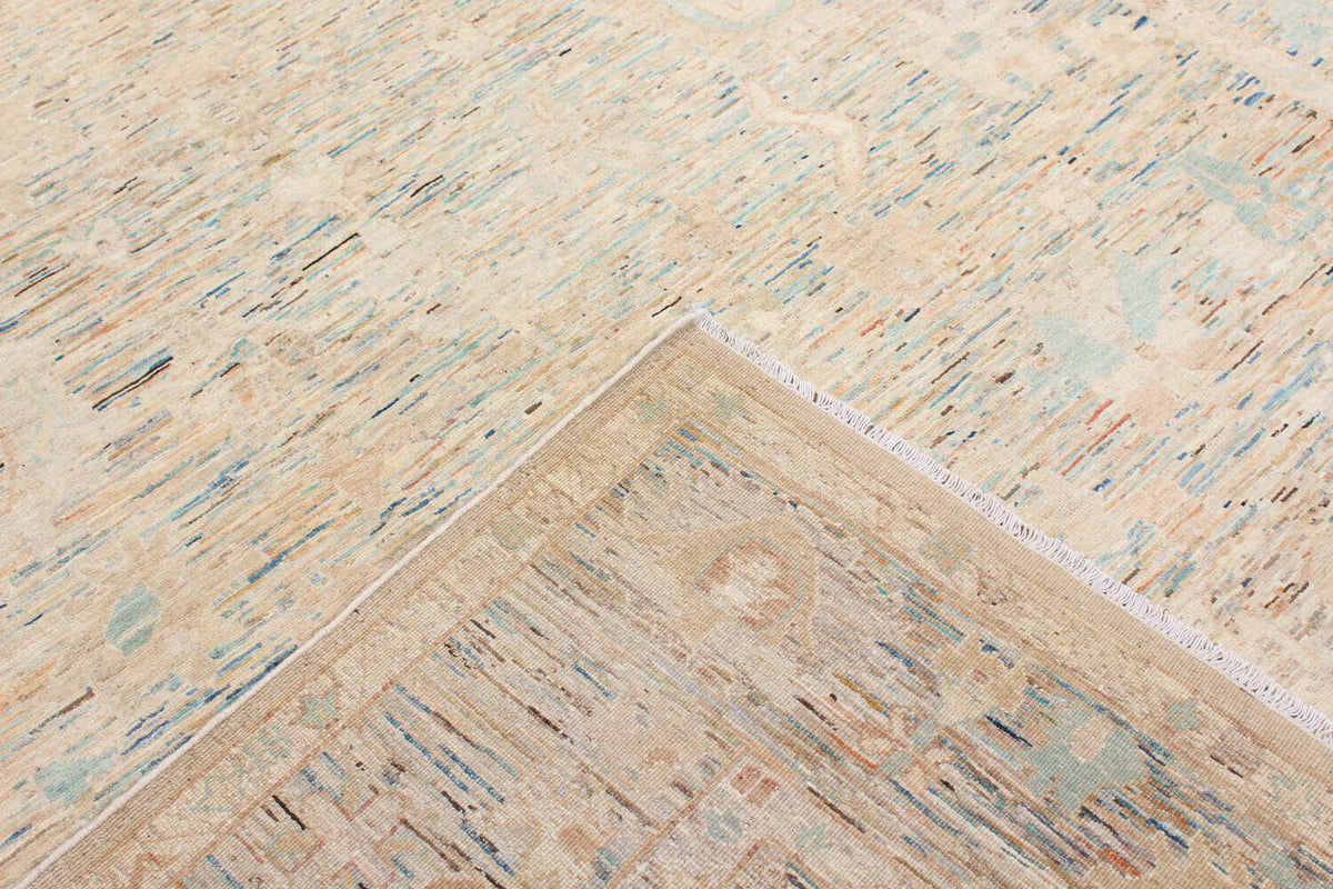 Heller Wollteppich mit pastellblauen Blattornamenten, 301 × 246 cm – weitere Ansicht 9