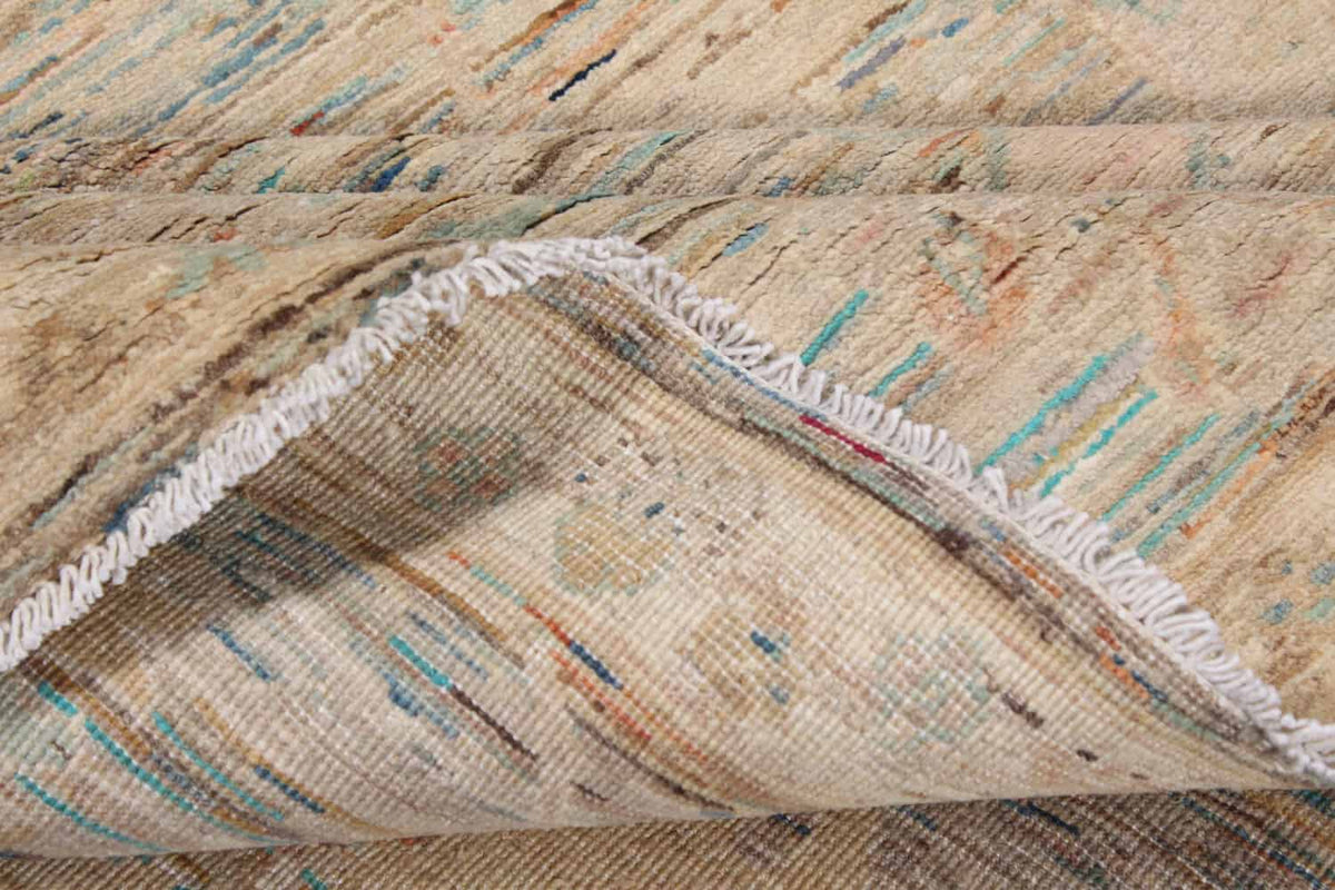 Orientteppich in Sandbeige mit großen pastellblauen Blüten, 302 × 250 cm – weitere Ansicht 9