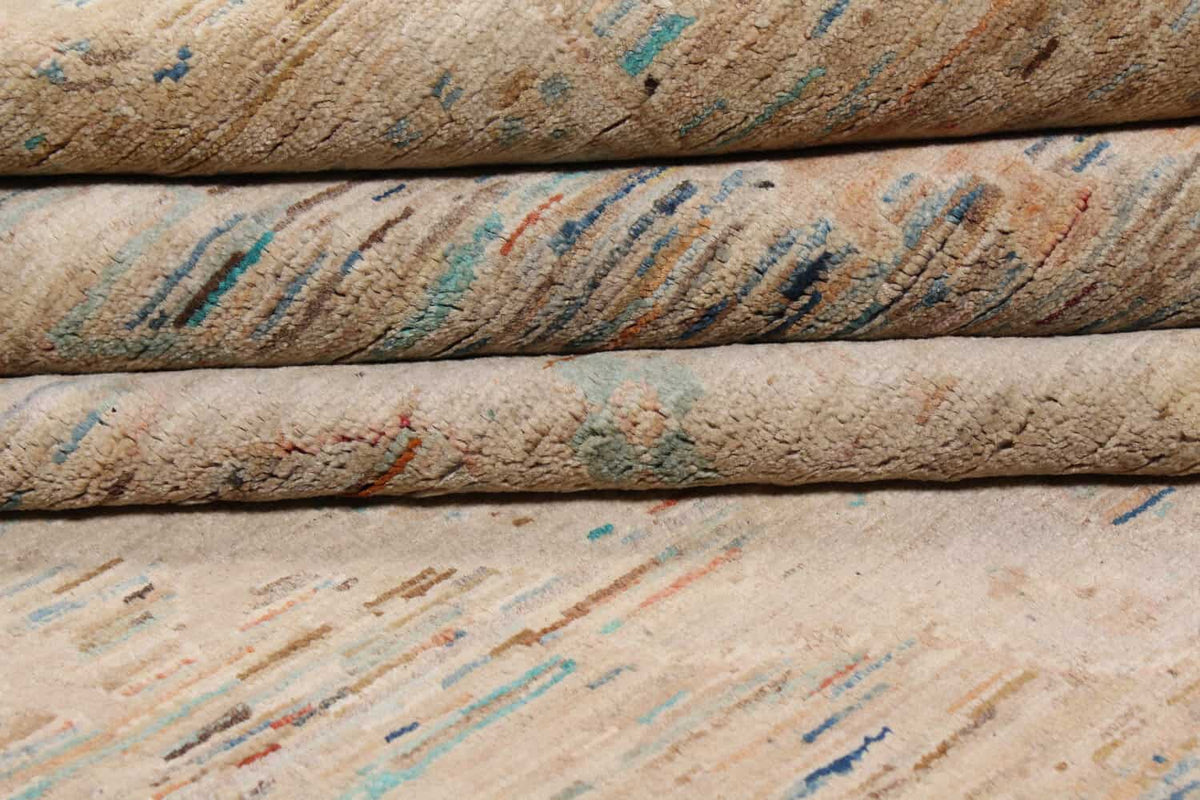 Orientteppich in Sandbeige mit großen pastellblauen Blüten, 302 × 250 cm – weitere Ansicht 6