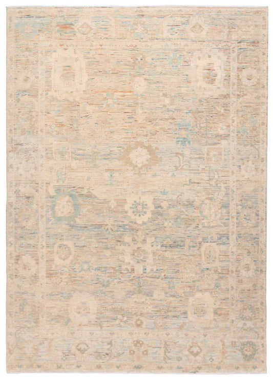 Abstrakter Wollteppich in Creme und Pastellblau, 352 × 252 cm, Gesamtansicht