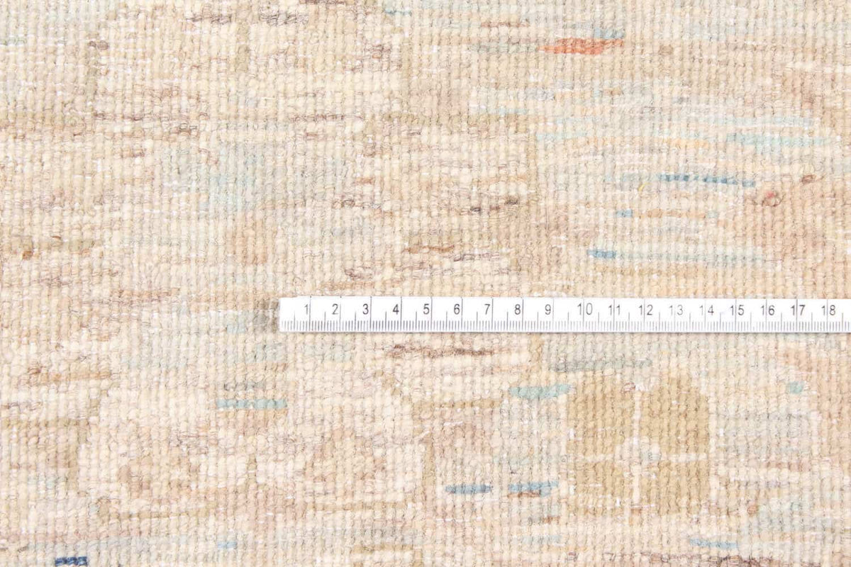 Abstrakter Wollteppich in Creme und Pastellblau, weitere Ansicht 4