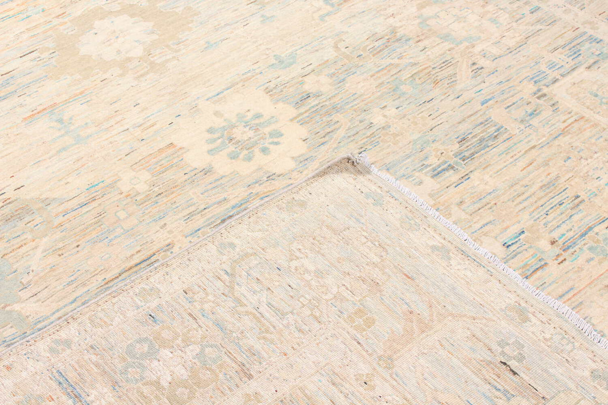 Abstrakter Wollteppich in Creme und Pastellblau, weitere Ansicht 6