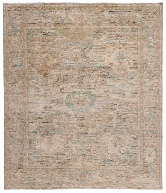 Orientteppich mit mintgrünen Rosetten auf Beige, 293 × 250 cm, Gesamtansicht