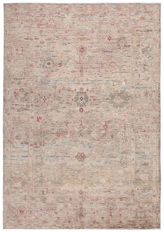 Cremefarbener Wollteppich mit rosafarbenen Blüten, 351 × 249 cm – Gesamtansicht