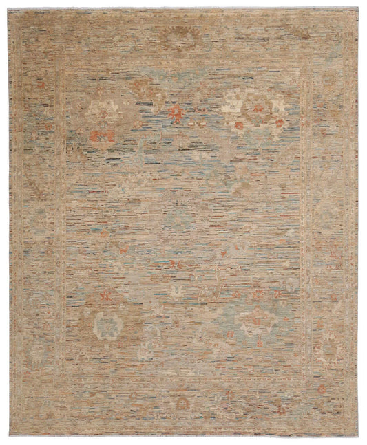 Ockerfarbener Orientteppich mit blauen Blütenakzenten, 301 × 245 cm, Gesamtansicht
