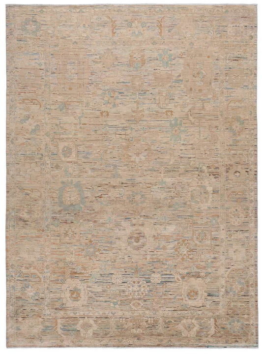 Orientteppich mit feinen Ranken in Sandbeige, 345 × 256 cm, Gesamtansicht