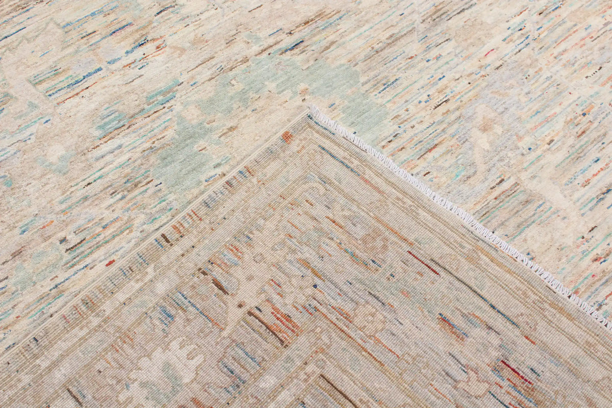 Cremefarbener Orientteppich mit grünen Blüten, 293 × 249 cm – Ansicht 8 des handgeknüpften Wollteppichs