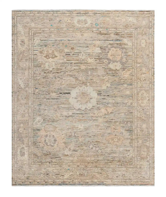 Heller Orientteppich mit feinen Blumen und Bordüre, 302 × 250 cm – Gesamtansicht