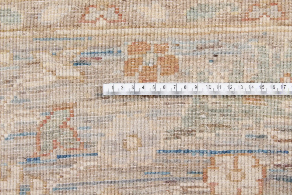 Light Wool Rug with Beige Floral Detail, 286 × 240 cm, view 8.
