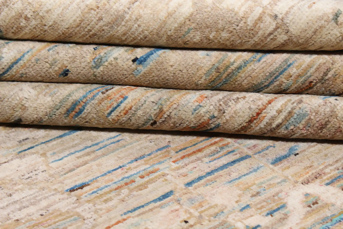 Cremefarbener Orientteppich mit blauer Blütenbordüre, 288 × 250 cm – Ansicht 6 des handgeknüpften Wollteppichs