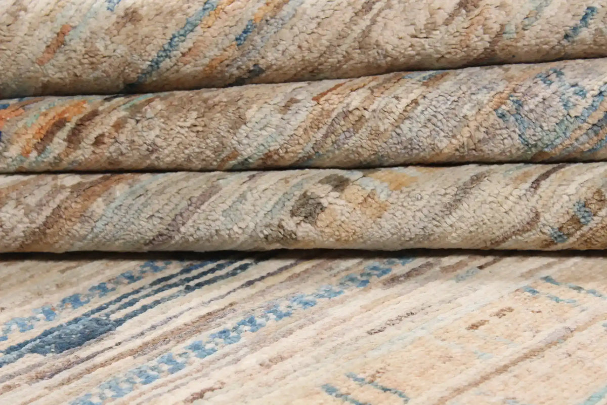 Cremefarbener Berjasta-Teppich mit blauen Querlinien, 360 × 260 cm – Ansicht 7 des handgeknüpften Wollteppichs