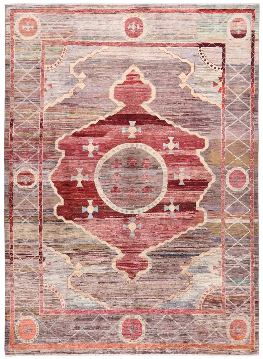 Orientteppich mit rotem Medaillon auf grauem Grund, 351 × 257 cm – Gesamtansicht des handgeknüpften Wollteppichs