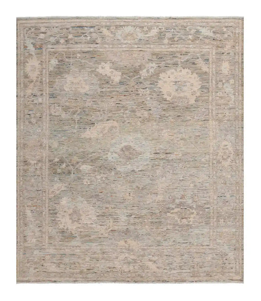 Heller Orientteppich mit großen grauen Blüten, 284 × 248 cm – Gesamtansicht