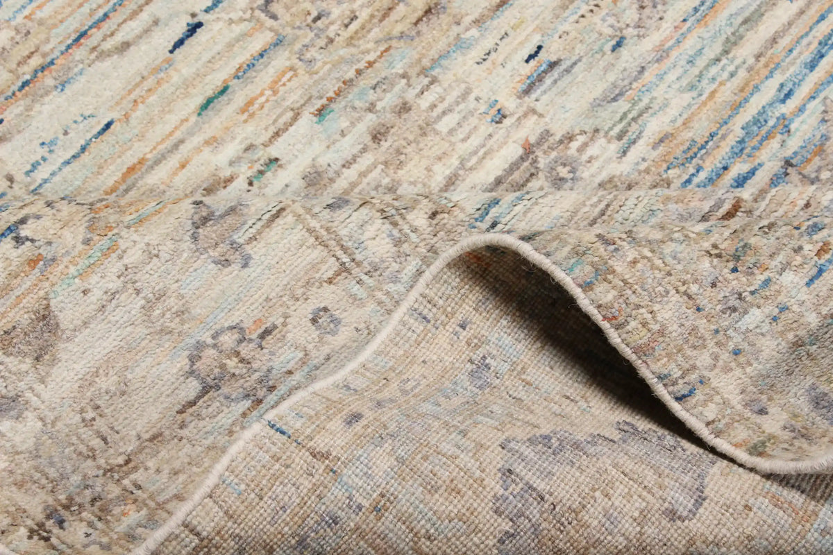 Cream-Gray Wool Rug with Fine Vine Motifs, 300 × 248 cm, view 4.
