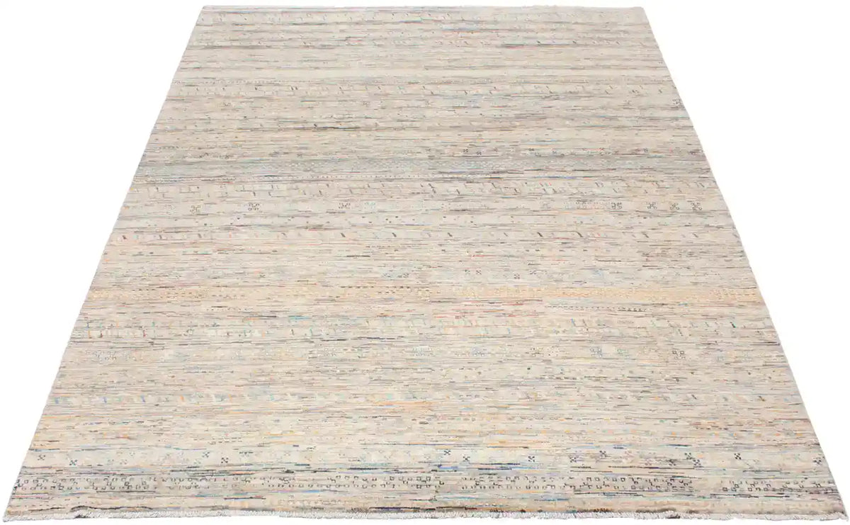 Sandfarbener Berjasta-Teppich mit blauen Querlinien, 347 × 250 cm – Ansicht 2 des handgeknüpften Wollteppichs
