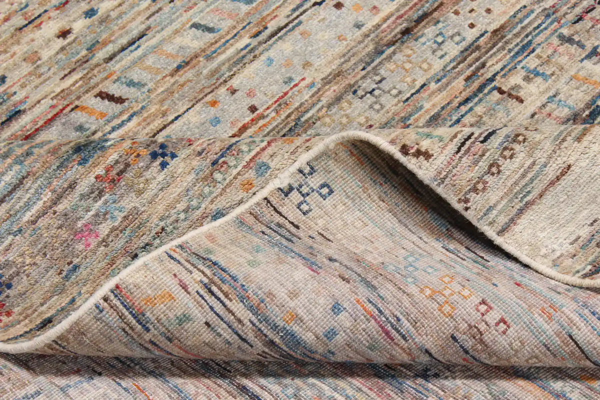 Sandfarbener Berjasta-Teppich mit blauen Querlinien, 347 × 250 cm – Ansicht 8 des handgeknüpften Wollteppichs