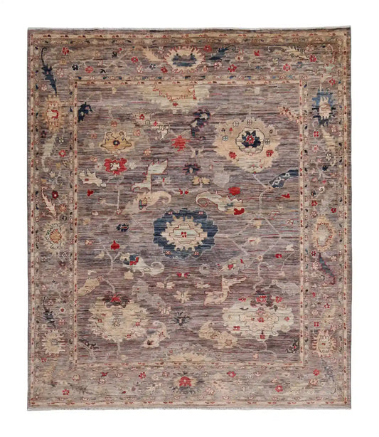 Grauer Wollteppich mit roten und cremefarbenen Rosetten, 284 × 246 cm – Gesamtansicht