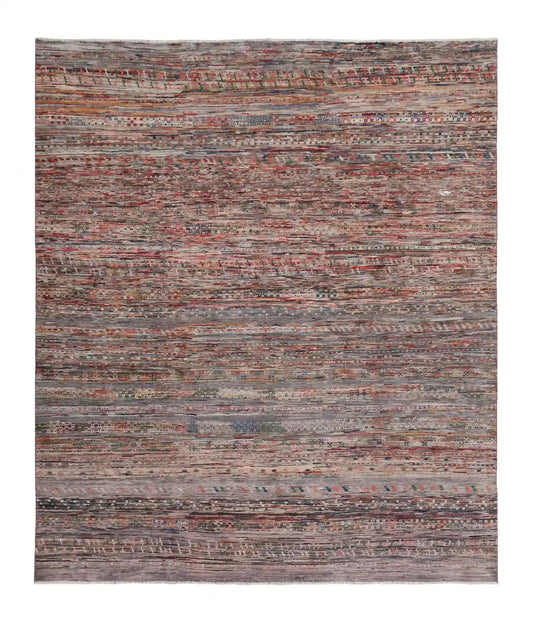 Berjasta-Teppich mit Querlinien in Grau und Rot, 296 × 246 cm – Gesamtansicht