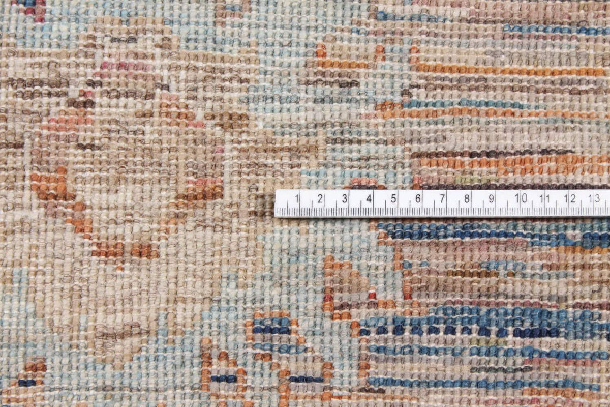 Floraler Orientteppich mit cremefarbenen Blüten auf Taupe, 359 × 266 cm – weitere Ansicht 7