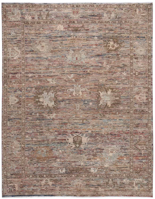 Orientteppich mit hellen Blüten auf graubraunem Grund, 340 × 253 cm – Gesamtansicht des handgeknüpften Wollteppichs