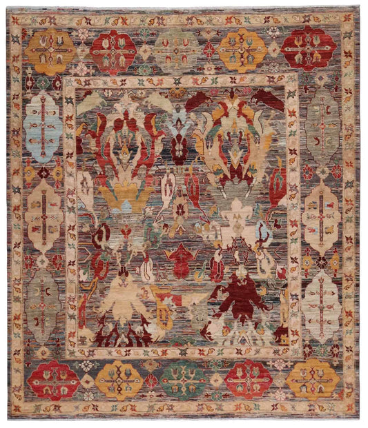 Bunter Orientteppich mit ornamentalem Blütenfeld, 298 × 250 cm, Gesamtansicht