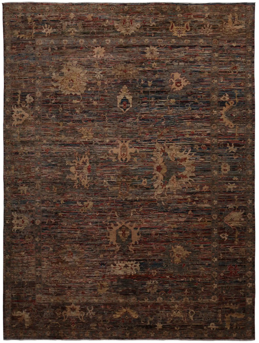 Dunkelbrauner Orientteppich mit floralem Muster, 387 × 299 cm – Gesamtansicht