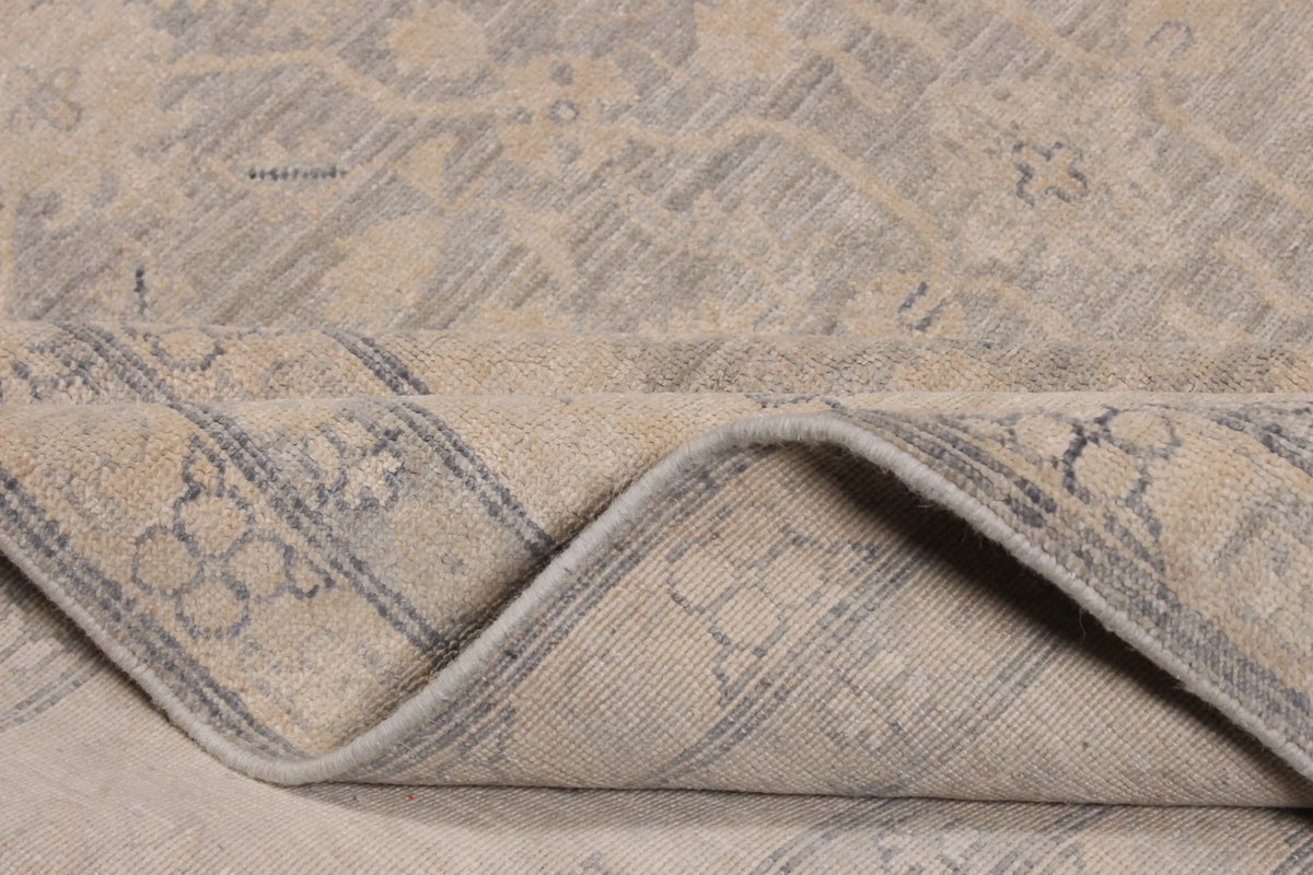 Light Gray & Beige Ziegler Rug with Border, 405 × 283 cm, view 6.