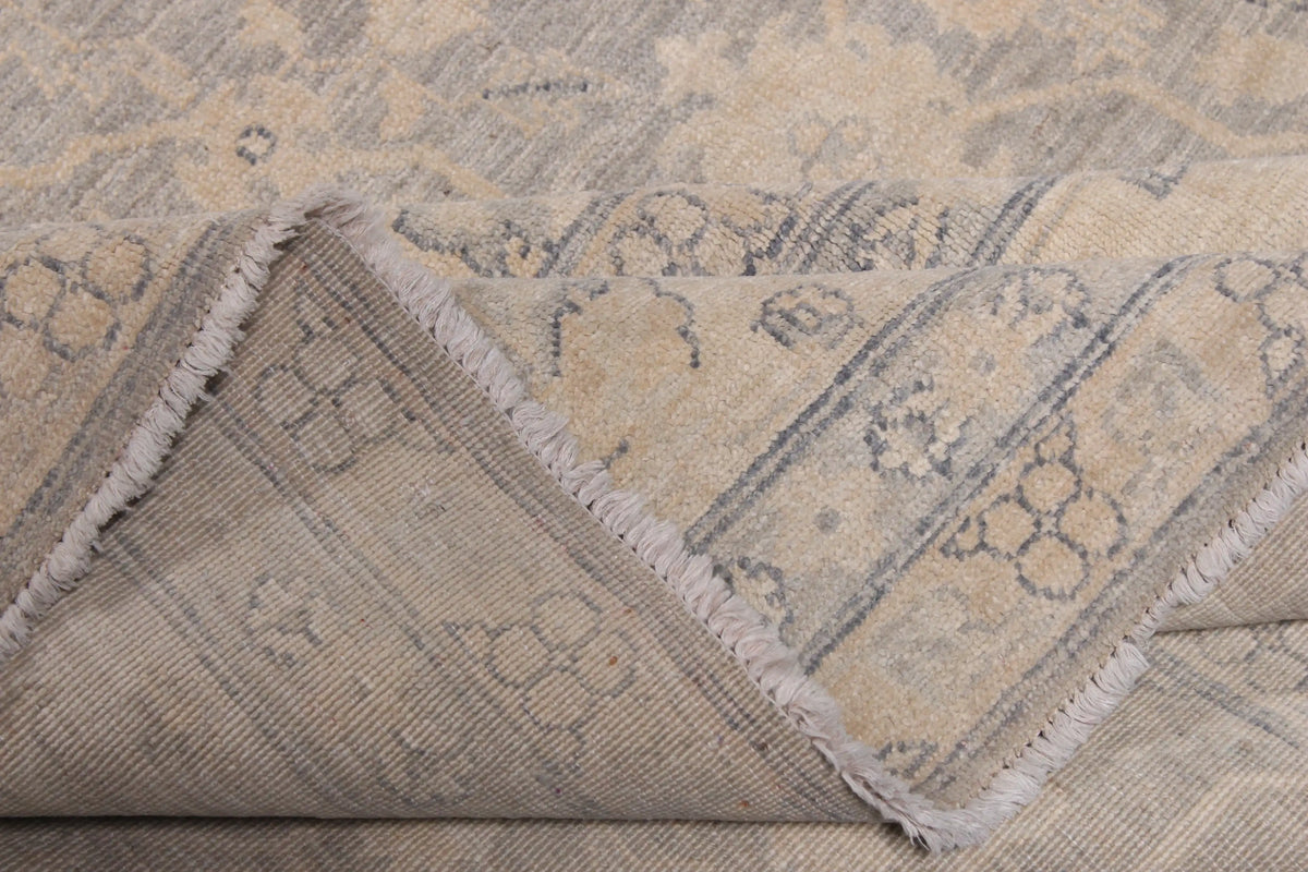 Light Gray & Beige Ziegler Rug with Border, 405 × 283 cm, view 7.