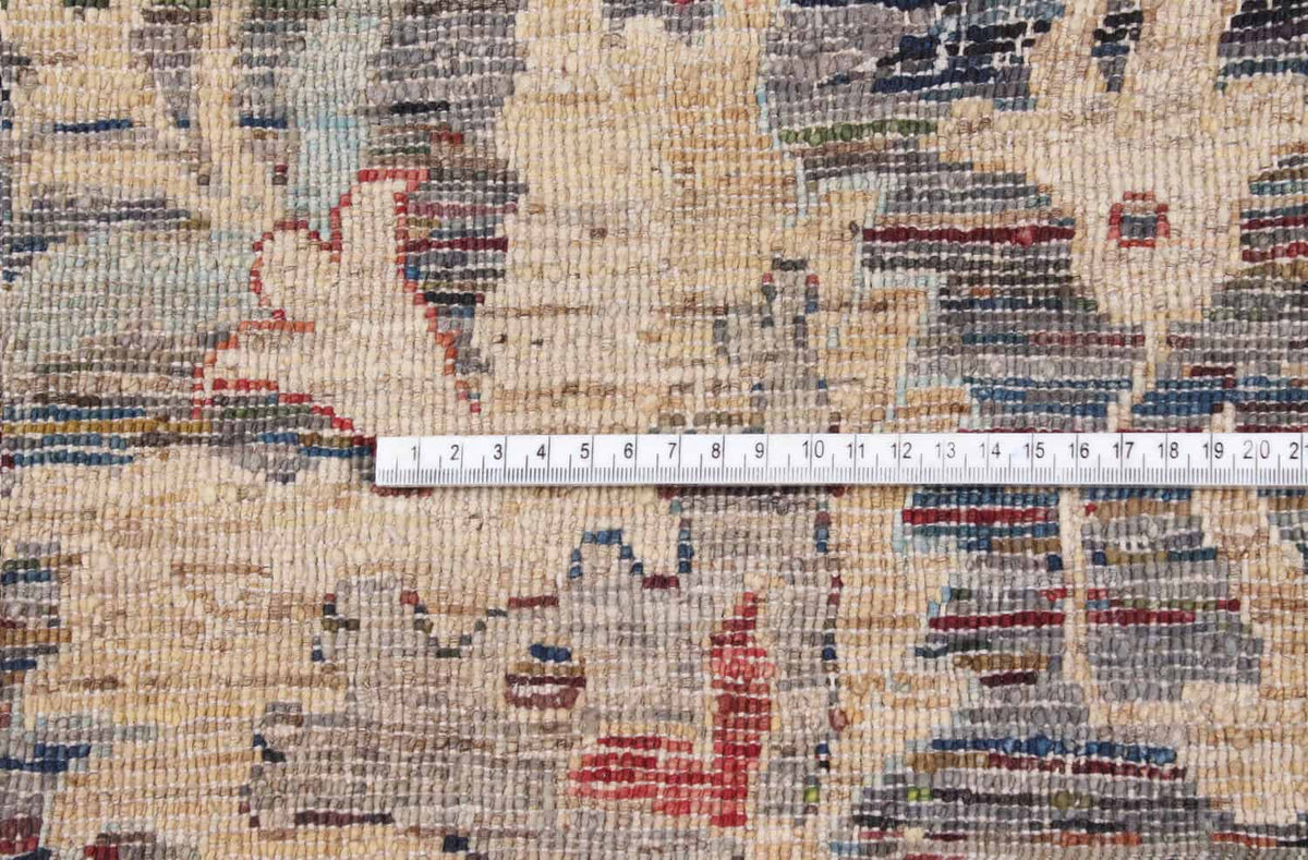 Brauner Orientteppich mit cremefarbenen Blüten und Ranken, 349 × 245 cm – weitere Ansicht 5