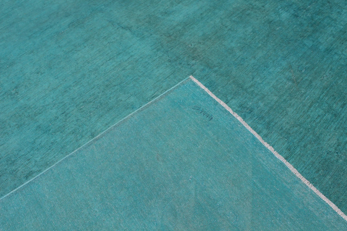 Turquoise Wool Rug with a Quiet Field, 412 × 297 cm, view 8.