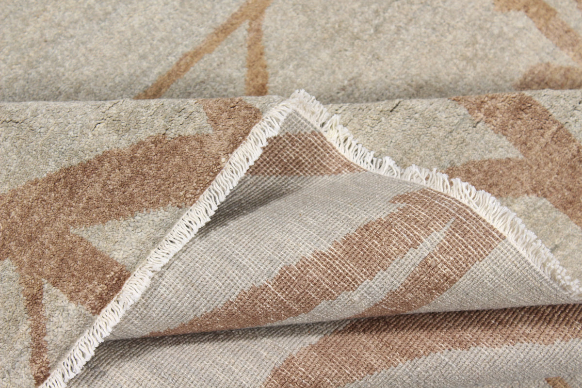 Beiger Gabbeh-Teppich mit Zweigmuster, 306 × 249 cm – Produktansicht 8