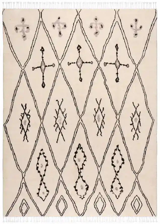 Cremefarbener Orientteppich mit schwarzen Rauten, 420 × 304 cm – Gesamtansicht
