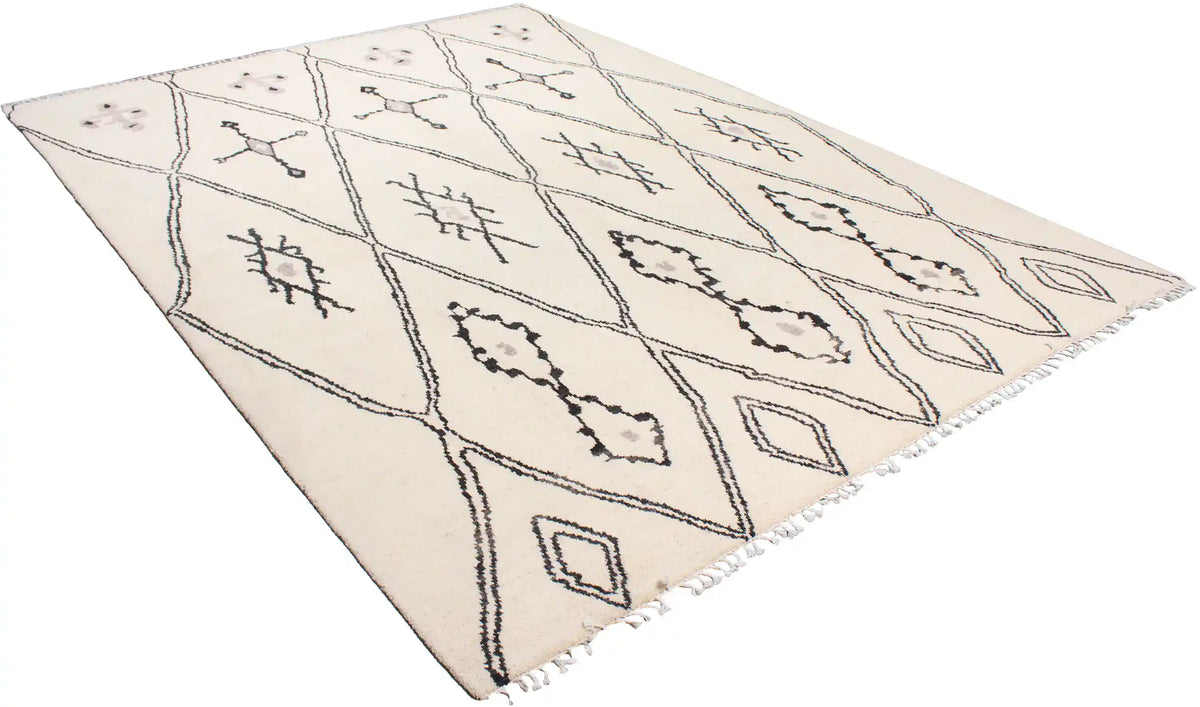 Cream Afghan Rug with Black Diamonds, 420 × 304 cm, view 3.
