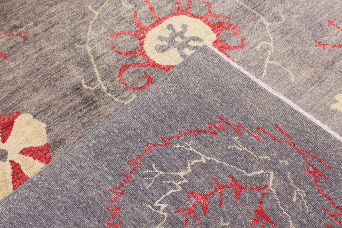 Gray Afghan Rug with Red Medallions, 291 × 249 cm, view 5.