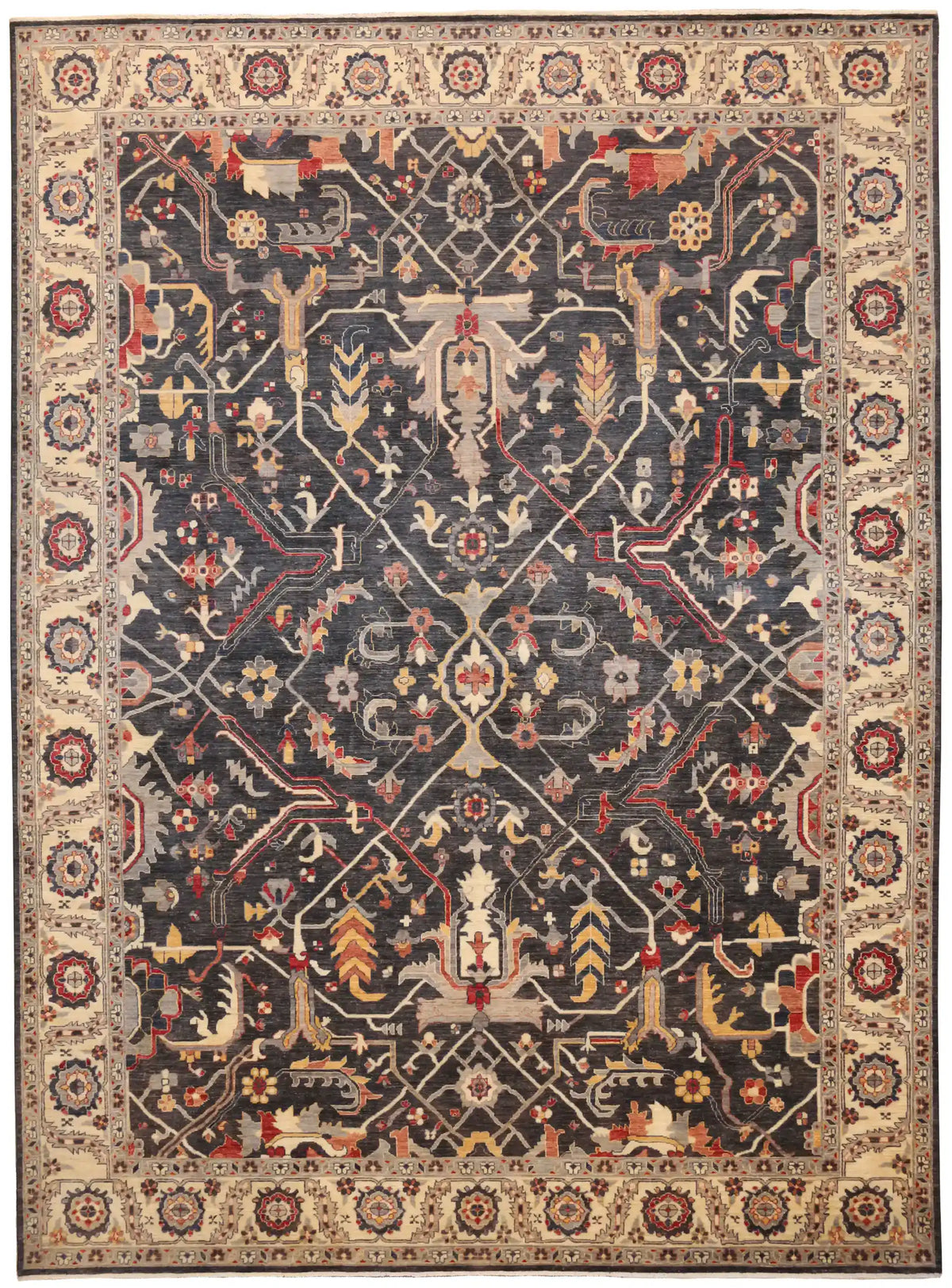 Dark Ziegler Rug with a Light Border, 422 × 307 cm, overall view.