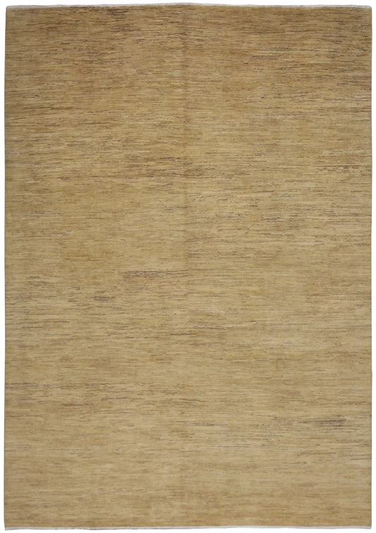 Goldbeiger Wollteppich im Großformat, 428 × 305 cm – Gesamtansicht
