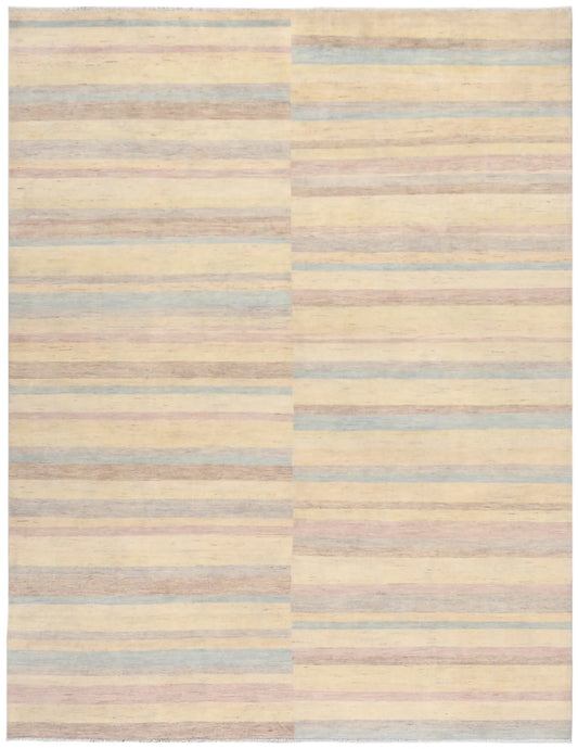 Pastellfarbener Wollteppich mit versetzten Streifen, 304 × 235 cm – Gesamtansicht