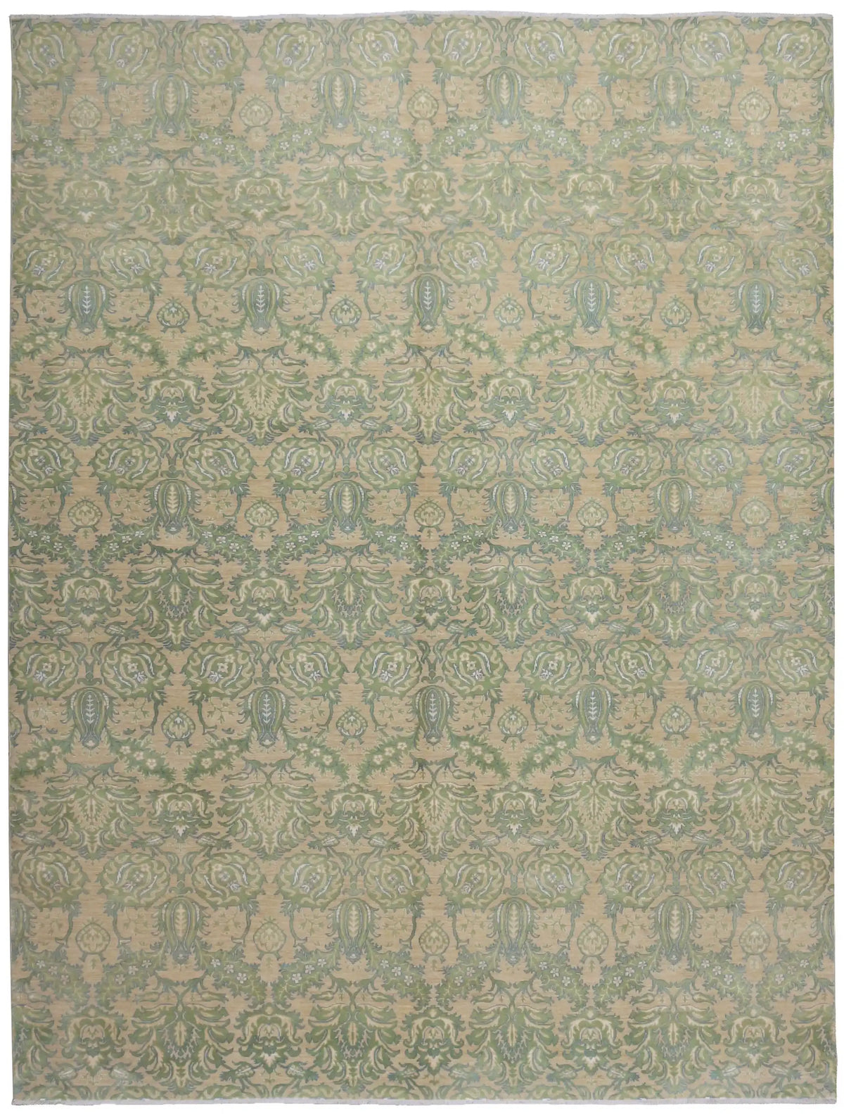 Green Ziegler Rug with Floral Motifs, 427 × 296 cm, overall view.