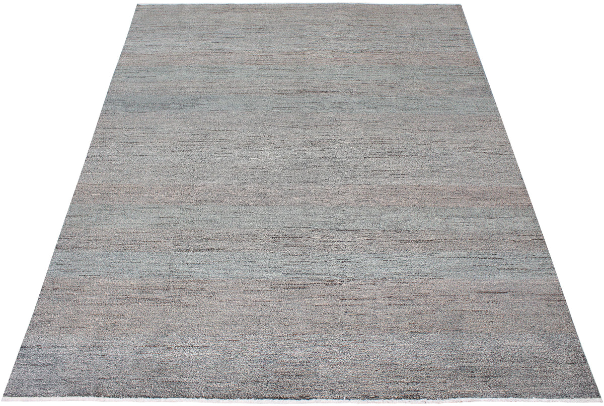Gray Wool Rug with Fine Horizontal Variation, 303 × 241 cm, view 2.
