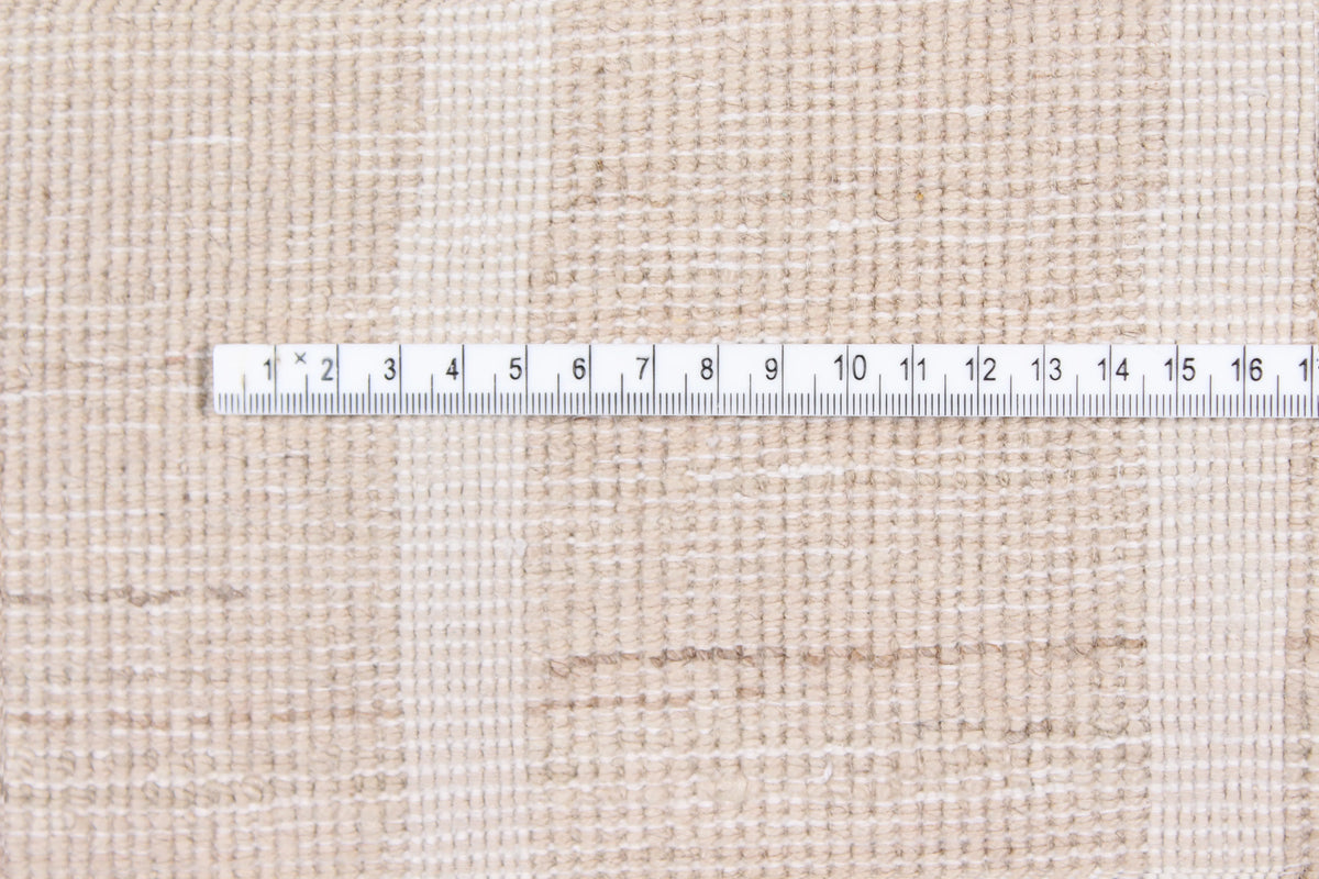 Cremebeiger Orientteppich mit Längslinien, 308 × 235 cm – Produktansicht 6