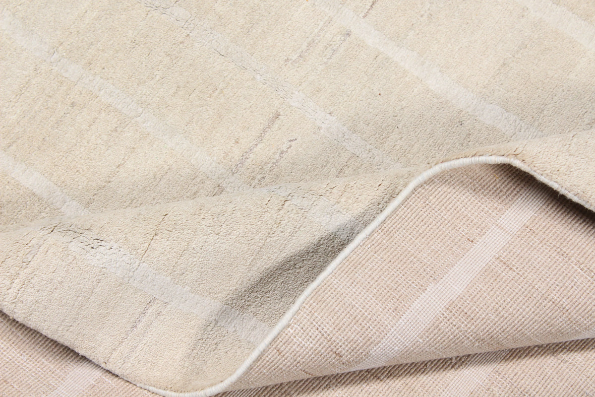Cremebeiger Orientteppich mit Längslinien, 308 × 235 cm – Produktansicht 7