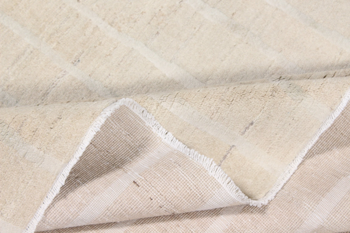 Cremebeiger Orientteppich mit Längslinien, 308 × 235 cm – Produktansicht 8